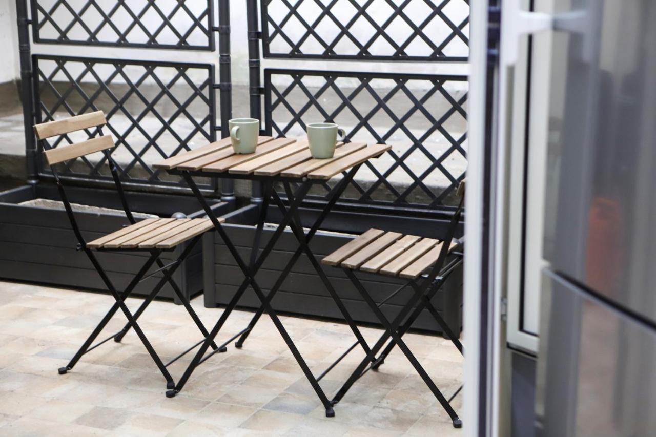 Appartamento Modern At Piazza Del Gesu' By Wonderful Italy